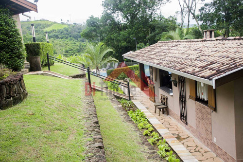 Chácara Com 4 Dorms, Centro, Lindóia - R$ 1.2 Mi, Cod: 1240 - V1240