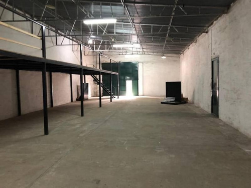 Imagen 6 de 6 de Galpon Centrico Apto Deposito 180 M2 Con Entrepiso