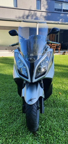Imagen 9 de 11 de Kymco Downtown 300i