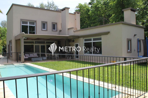 Casa En Venta 5 Ambientes En Cuba Villa De Mayo, Zona Norte