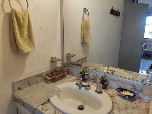 Casa En Condominio En Venta En Fraccionamiento Burgos, Temixco, Morelos.