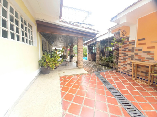 Vendo Quinta En Gavilán El Hatillo Remodelada