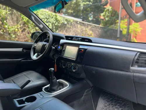 Toyota Hilux 2.4l