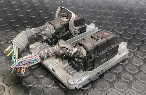 Computadora De Motor Saturn Vue 2003 2.2l 12586589 Yfml Orig (Usado)