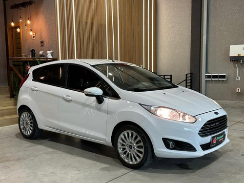 Ford Fiesta 1.6 TI-VCT FLEX TITANIUM POWERSHIFT