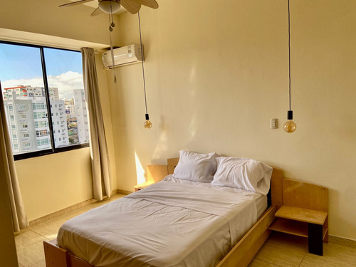 Apartamento En Venta En El Vergel, Santo Domingo