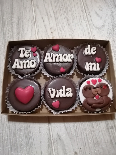 Alfajores Personalizados.... En Chocolate....domicilios