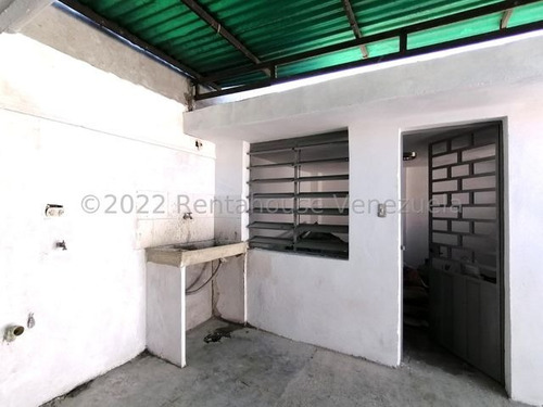 Imagen 23 de 30 de Casas Comercial En Alquiler En Zona Este Nueva Segovia Barquisimeto #23-6730 Daniela Linarez 04245390659