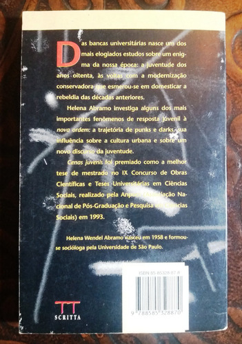 Cenas Juvenis: Punks E Darks No Espetáculo Urbano