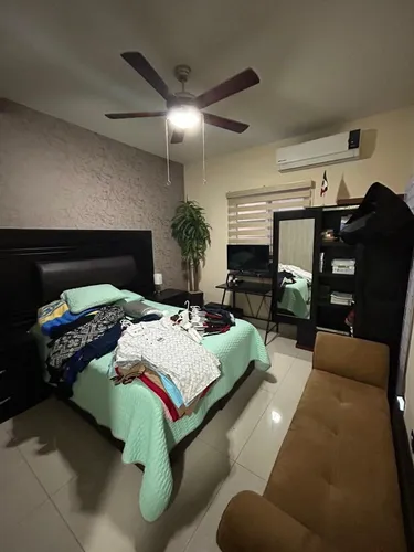 Casa En Venta En Privadas Del Canada En Escobedo N.l.