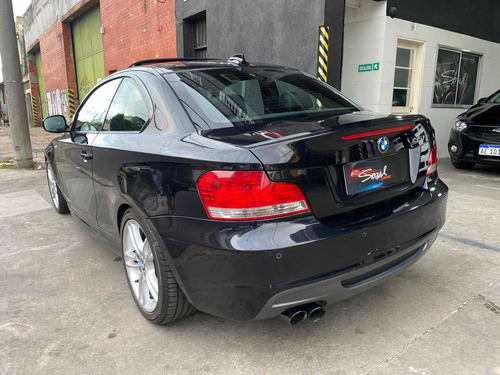 Imagen 8 de 13 de Bmw Serie 1 2011 2.5 135i Coupe Sportive 306cv