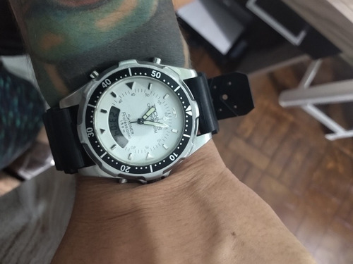 Relógio Technos Skydiver 150 M Anos 80