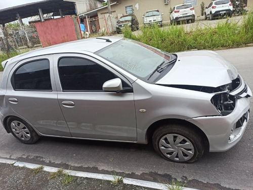 Imagem 2 de 4 de (3) Sucata Toyota Etios 1.3 2019 Manual (retirada Peças)