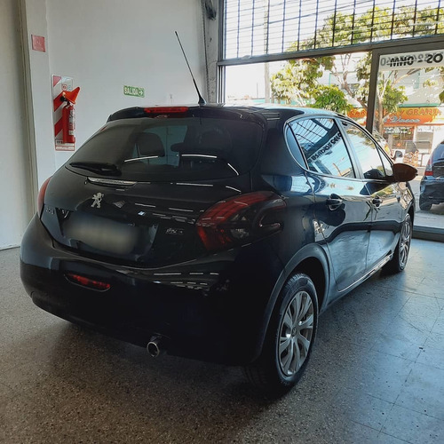 Peugeot 208 1.6 Active 2018