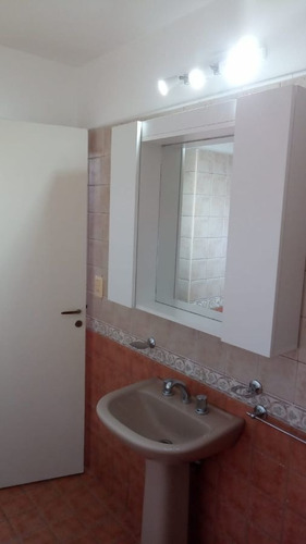 Imagen 8 de 11 de Departamento En Venta En Villa Cabrera - A Media Cuadra De Av. Caraffa