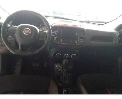 Imagem 3 de 9 de Fiat Toro 1.8 16v Evo Flex Freedom At6