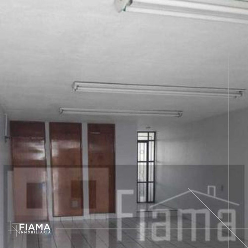 Imagen 4 de 12 de Se Vende Edificio A Un Costado Del Sindicato Del Seguro Soci