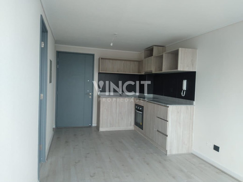 Departamento De 1d + E + B / 50%dcto/ La Cisterna