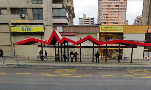 Arriendo Local Comercial Plaza Italia Salida Metro