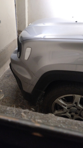 Jeep Renegade 1.8 Sport At6