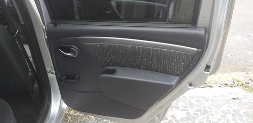 Renault Logan 2012 1.0 16v Expression Hi-flex 4p