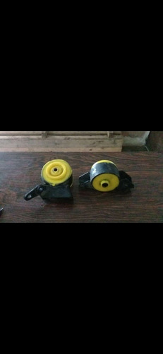 Imagen 2 de 10 de Recubrimos Ruedas Camillas Escalera Mecánicas De Gimnasio