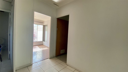 Local Comercial En Arriendo En Recoleta