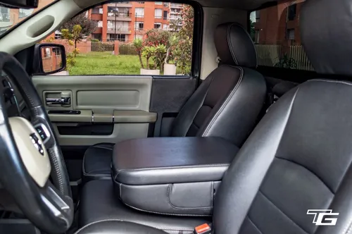 Dodge Ram 5.7 1500 Slt 4x2
