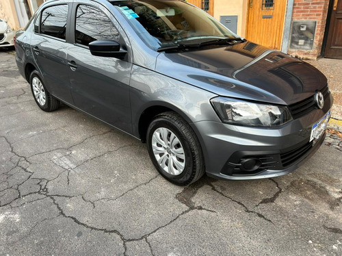 Imagen 13 de 13 de Volkswagen Voyage 2018 1.6 Trenline 101cv