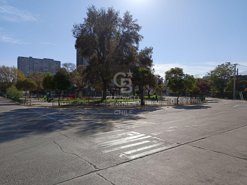 Local Comercial En Ñuñoa De 64m2