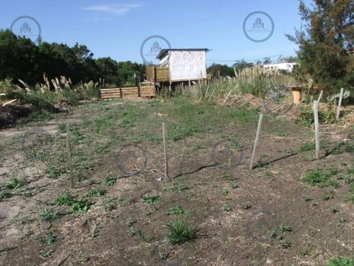 Imagen 2 de 9 de Venta De Terreno Bien Ubicado A 400 Metros Del Mar En Balneario Buenos Aires, Manantiales