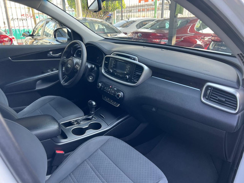 Kia Sorento 2.4 Lx At