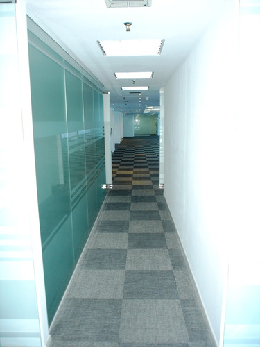 Imagen 8 de 14 de Impecable Oficina En Venta 534mts - Centro Empresarial Galipan - El Rosal