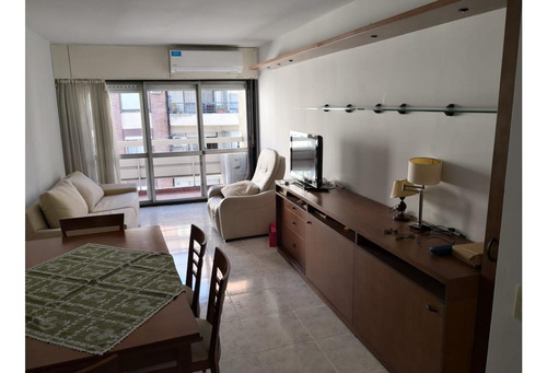 Imagen 6 de 19 de Vendo Departamento De 2 Dormitorios En San Luis Al 600