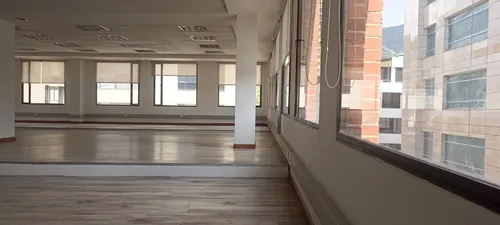Oficina En Arriendo En Chico Norte. Cod A1105066