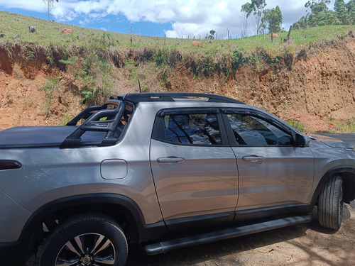 Fiat Toro 1.3 Freedom 16v Turbo Flex 4x2 Aut. 4p