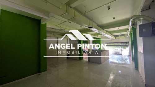 Local Comercial Alquiler Av. El Milagro Maracaibo Api 6732