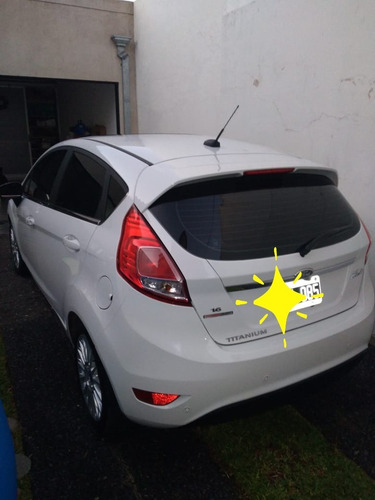 Ford Fiesta 2015 31000km 1.6 Titanium Powershift Inmaculado