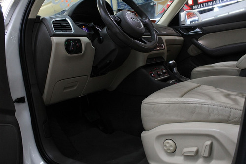Imagem 13 de 20 de Audi Q3 2.0 Tfsi Ambition Quattro 2015