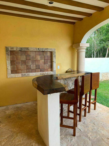 Casa En Venta Valladolid, Privada Fincas Los Álamos, Modelo Izamal, A 12 Meses.
