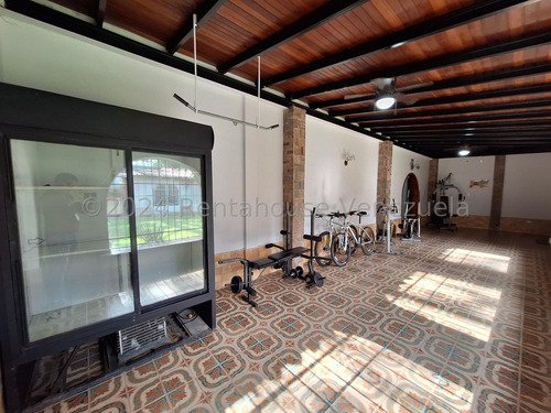 Asg Imponente Casa En Venta Piñal Norte El Limon 24-28734