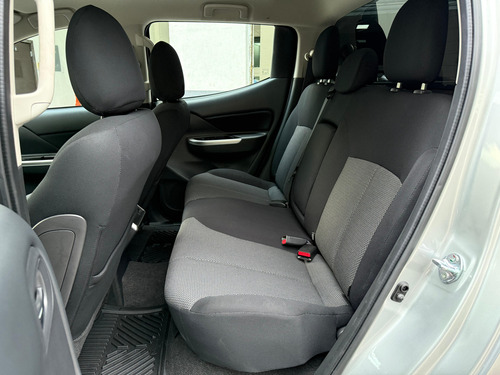 Mitsubishi L200 2.4 Cd Gls 4X4 At