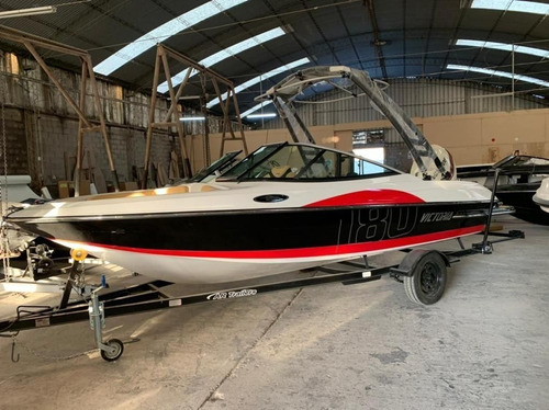 Imagen 3 de 11 de Lancha Victoria Open Wake Evinrude 150 Hp Linea 2022 Full