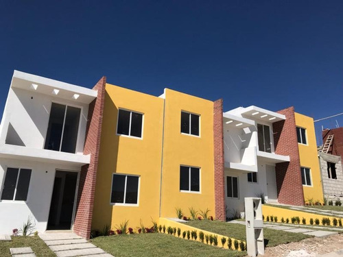Imagen 1 de 11 de Casa Sola En Venta Casa Amplia De 3 Rec En Pachuquilla