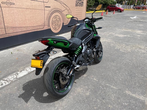 Imagen 8 de 23 de Naked Kawasaki Er6n