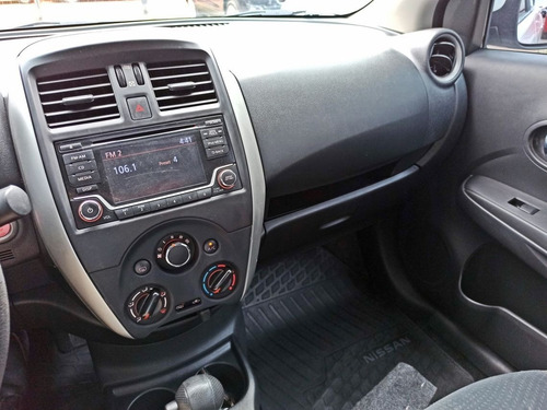 Nissan Versa Advance At