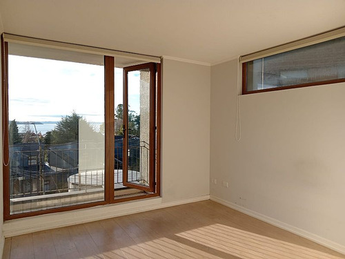 Vista Lago, Elementos 401