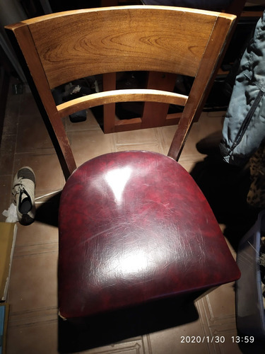 Silla Estilo Thonét Tipo Bar Con Asiento Tapizado