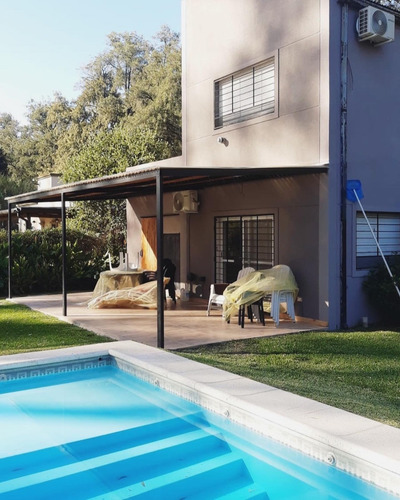 Excelente Casa Quinta En Luján - Barrio Las Casuarinas