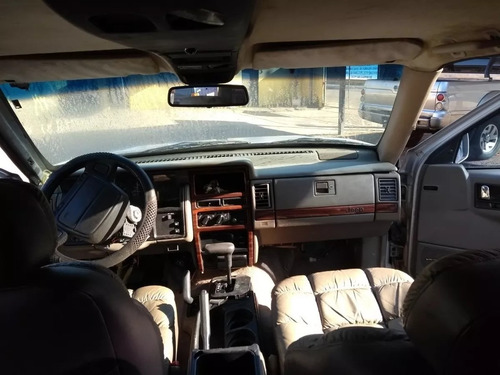 Sucata Jeep Grand Cherokee 94 V8 Automática **venda Peças**